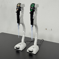 Gilson Pipetman Concept Digital Single Channel Pipettes w/ Charging Stand - Quantity 2 image 1